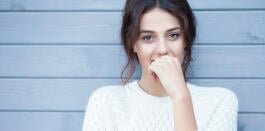 Zurückgehendes Zahnfleisch – ein häufiges Problem